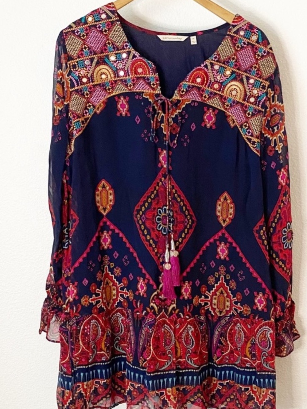 Soft Surroundings Navy Iskra Embroidered Tunic 1X - Picture 4 of 8